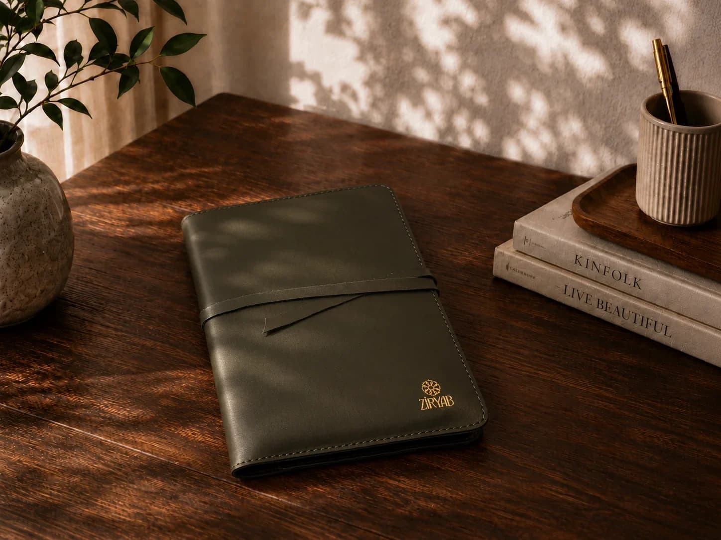 Organizer aus echtem Leder